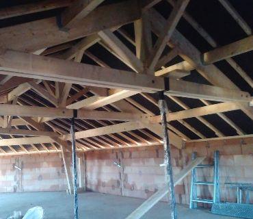 installation charpente en sapin